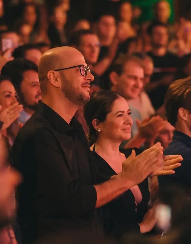 Audience applauding